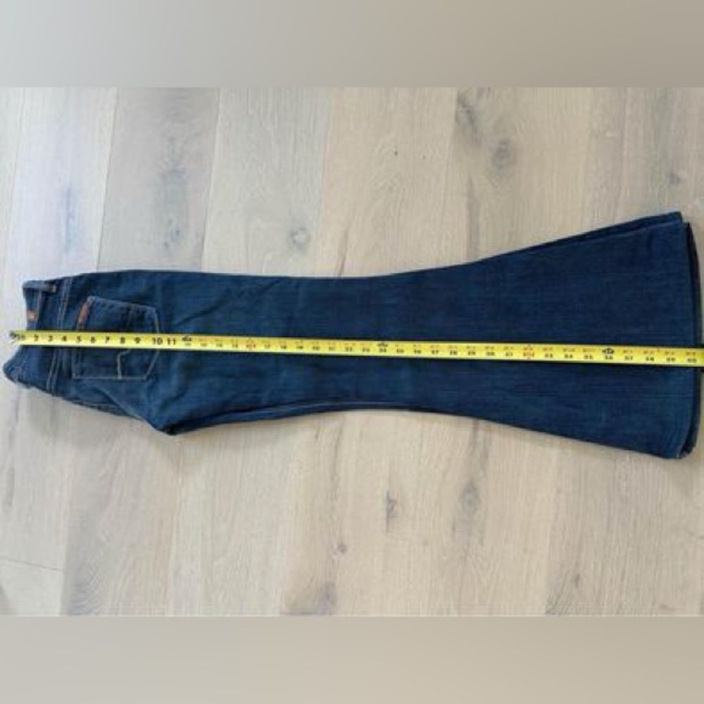 Seven for all mankind jeans - bell bottom- rarely used like new